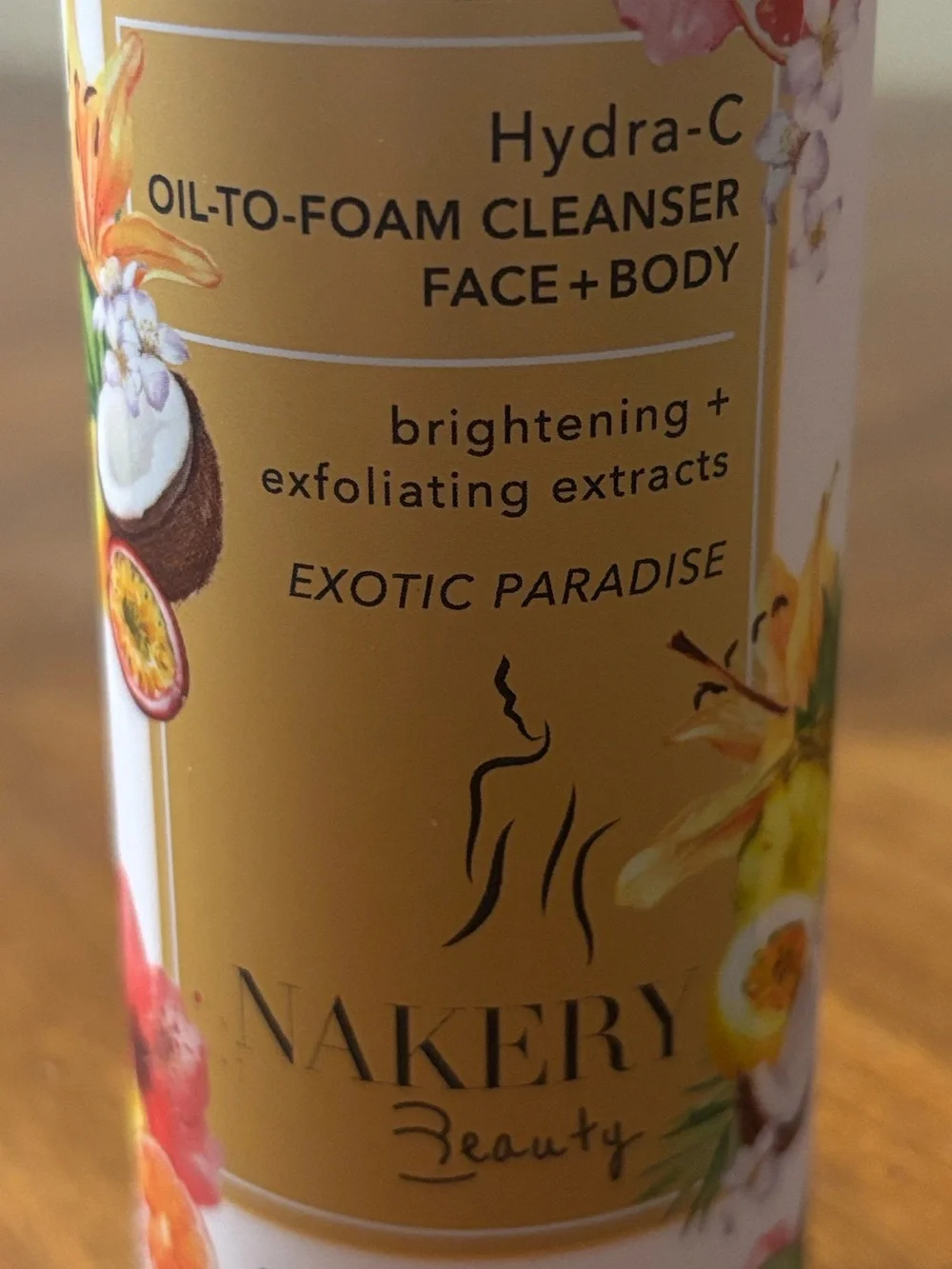 Nakery Beauty Hydra-C Oil-to-Foam Cleanser Face & Body